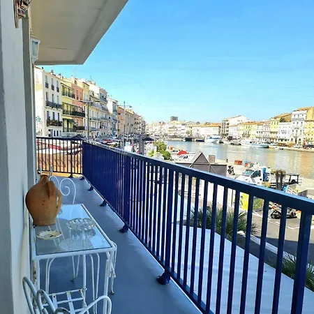 Grand 109m2 Vue Sur Quai Centre Ville,wifi